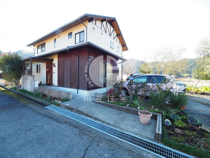 日高村売家土地１１４坪Ｐ５台可能薪ストーブのある家 高知県高岡郡日 